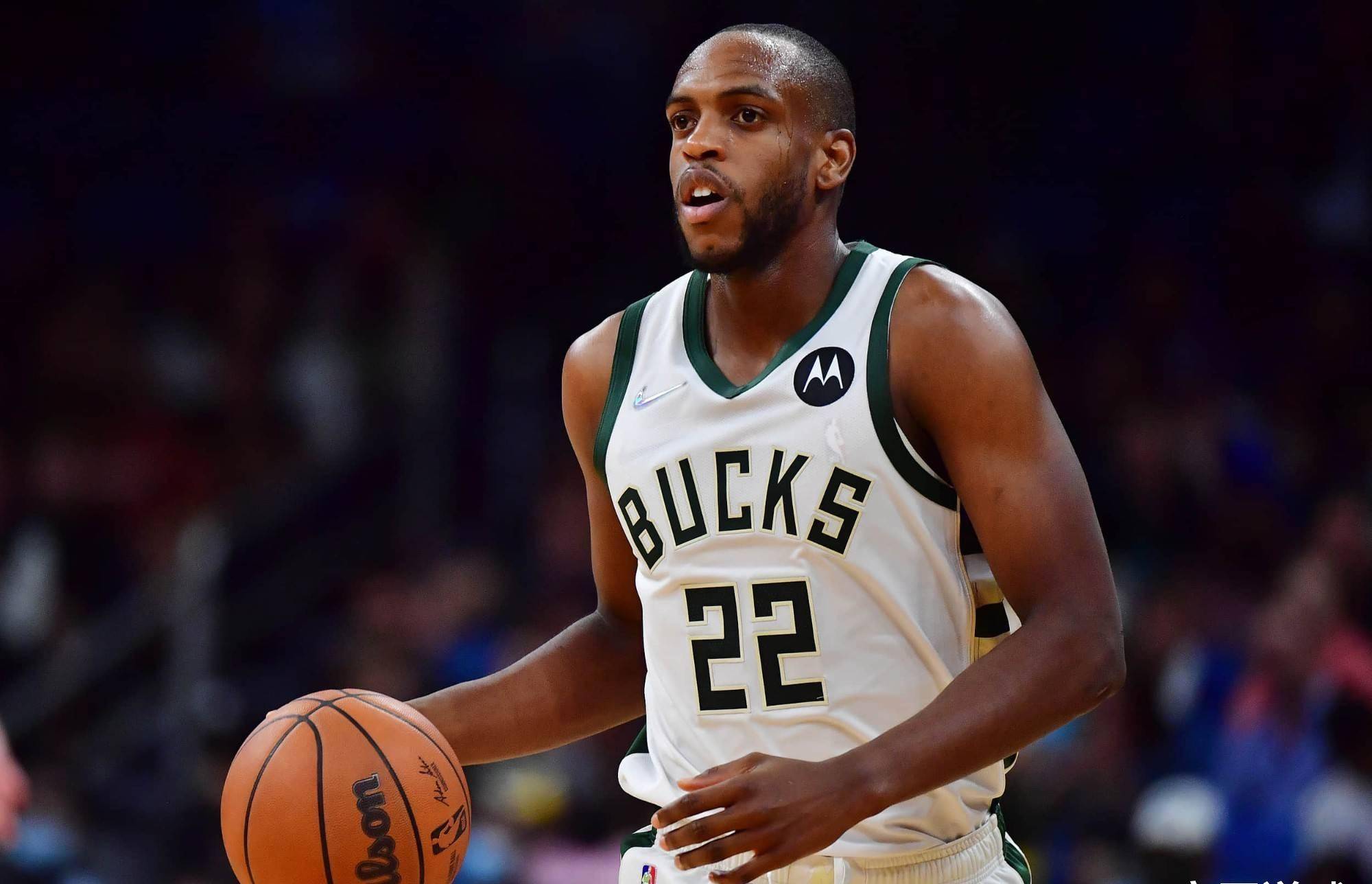 爱游戏下载-葡超今晚走向成谜，密尔沃基雄鹿回应争议，球迷炸锅，年轻球员得到机会的简单介绍